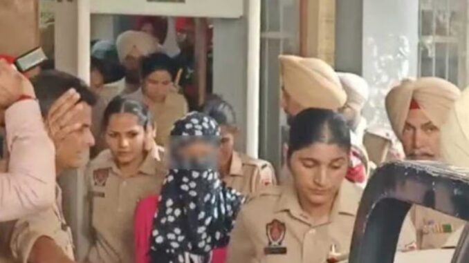 Mohali MMS Leak: मोहाली पुलिस की हर कहानी झूठी, पहले कहा था-सभी वीडियो डिलीट हुए, अब मिले इतने...