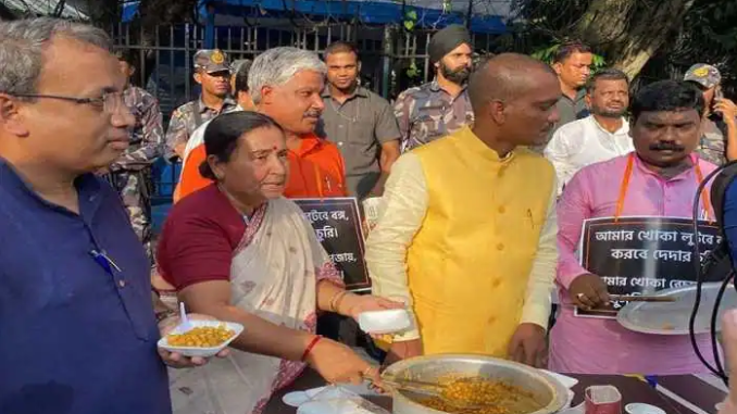 Effect of Mamata Banerjee's 'MANTRA' to become Millionaire: BJP MLAs sell tea-biscuits-televaza-ghugni in front of state ASSEMBLY