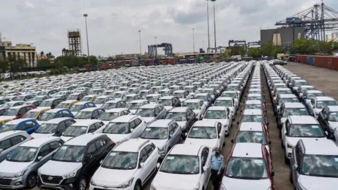 Maruti से Mahindra तक, 16 से ज्यादा कारें हो रहीं बंद, बस 31 मार्च तक खरीदने का मौका!