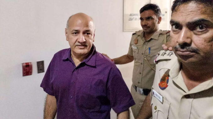 AAP Says Cop 'Misbehaved' With Manish Sisodia At Court; Delhi Police Dismiss Charge