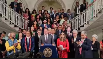 In Big Win For Indian-Americans, New York City Mayor Declares Diwali As School Holiday