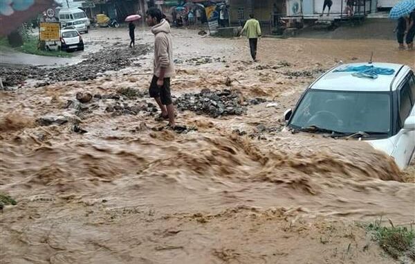 Scary Visuals: Heavy Rains, Landslides, Flash Floods, River Fury Give Himachal Sleepless Time