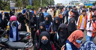 BIG BURQA CONTROVERSY In Mumbai: FEMALE STUDENTS Barred From Entering College, Principal Says - 'Naqab Must Be REMOVED'