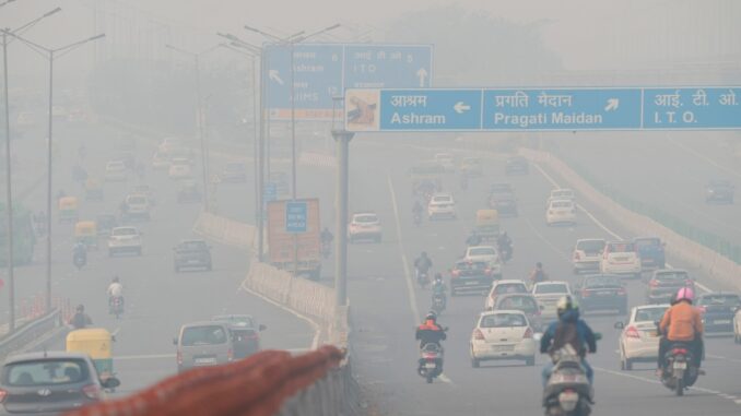 Delhi AQI Level Today: ना दिवाली और ना ही पराली, फिर 28 दिनों की राहत के बाद अचानक क्यों बढ़ गया पॉल्यूशन? AQI 400 के पार