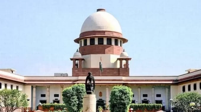 Supreme Court: बॉम्बे हाईकोर्ट के आदेश पर सुप्रीम कोर्ट की रोक, उपचुनाव में देरी पर चुनाव आयोग से पूछे सवाल