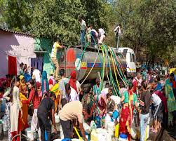 Delhi Water Crisis: Arvind Kejriwal Appeals To Centre As People Wait In Long Queues To Fetch Water From Tankers
