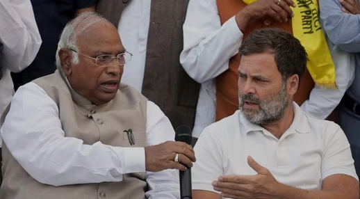 Kharge, Rahul Gandhi Lead High-Level Congress Meeting to Tackle National Issues and Election Strategy