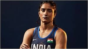 Vinesh Phogat: यह पहला मौका नहीं जब बढ़े वजन के कारण बाहर हुईं विनेश फोगाट, 2016 में भी टूटा था दिल, जानें