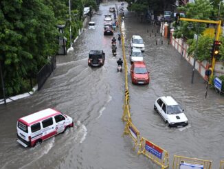 IMD Issues Heavy Rain Alert in Tamil Nadu; Schools, Colleges Shut, Transport Disrupted