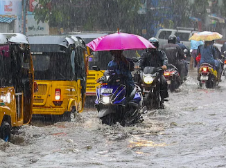 Heavy Rains Lash Tamil Nadu, 'Fengal' Continues To Moves Towards Coastline