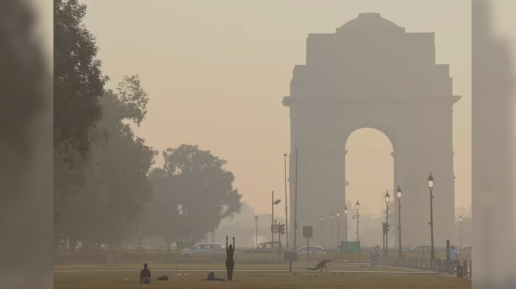 Delhi Residents Continue To Suffer As Air Quality Remains 'Very Poor' As AQI Hits 332