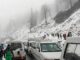 Manali Snowstorm Strands 1,000 Vehicles, 700 Tourists Relocated To Safe Locations