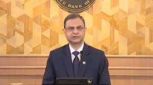 RBI Repo Rate: रेपो रेट में पांच साल बाद की गई कटौती, आपके होम और कार लोन की ईएमआई पर इसका क्या असर, जानें