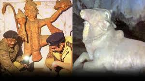 UP: संभल... 150 साल पुरानी सर्वे रिपोर्ट में मंदिर के सबूत, मूर्तियों को नीचे मोड़ा; सामने आई एक और नई जानकारी