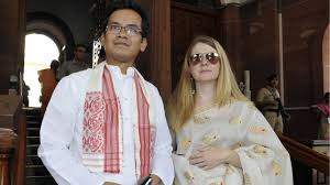 कौन हैं एलिजाबेथ गोगोई?: गौरव गोगोई की पत्नी पर असम CM ने क्यों लगाया PAK से जुड़े होने का आरोप, जानें मामला