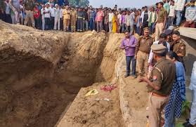 Kaushambi Tragedy: 5 Dead, 3 Injured After Mud Mound Collapse In Uttar Pradesh