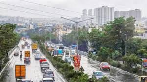 Karnataka Weather Alert: IMD Issues Yellow Warning For Bengaluru As Thunderstorms And Heavy Rain Loom
