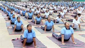 Yoga Day 2025: योग दिवस पर भारत में बने वर्ल्ड रिकॉर्ड, गिनीज बुक में दर्ज हुआ गुजरात और आंध्र प्रदेश का नाम