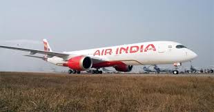 DGCA Action: एअर इंडिया के तीन वरिष्ठ अफसरों पर गिरी गाज, डीजीसीए ने 'सभी भूमिकाओं' से हटाने के लिए कहा