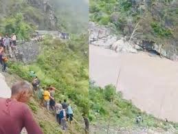 Uttarakhand: 3 Dead, 10 Missing After Bus Falls Into Alakananda River In Rudraprayag