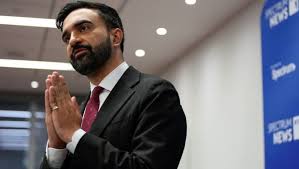 Zohran Mamdani: डेमोक्रेटिक मेयर प्राथमिक चुनाव में जीते भारतीय मूल के ममदानी, मशहूर फिल्म निर्देशक के बेटे