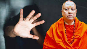 दिल्ली में आश्रम कांड: वार्डन कराती थी चैतन्यानंद से मुलाकात, 17 छात्राओं ने खोली बाबा की काली करतूतों की पोल