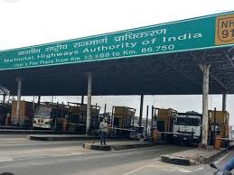 बड़ी खुशखबरी: देशभर में घटेगा टोल टैक्स, अगले हफ्ते से नए रेट लागू करने की तैयारी; इन गाड़ियों को राहत के आसार