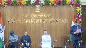 बंगाल में सुवेंदु सरकार का महा-विस्तार, लोकभवन में 35 विधायकों का शपथ ग्रहण; कैबिनेट में दीपक बर्मन समेत कई दिग्गज हुए शामिल