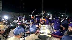 उत्तराखंड में निहंगों के विरोध से तनाव: देहरादून में हाई अलर्ट, प्रशासन की सख्ती के बाद वापसी