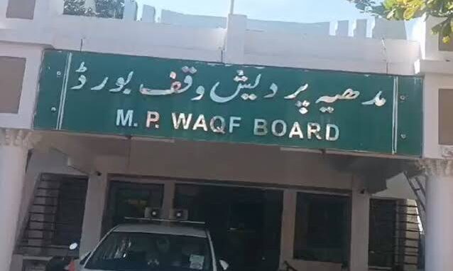 MP Waqf Board gets two Hindu members; Local muslims warn of unrest, raise Hindu temple trust issue