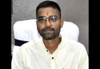 SC examines Bihar Minister's continuation in office beyond six months without election: What's the rule?