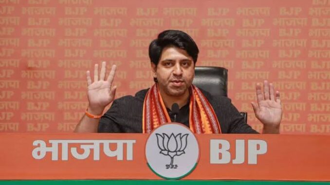 Shehzad Poonawala presses BJP to accept resignation in second letter