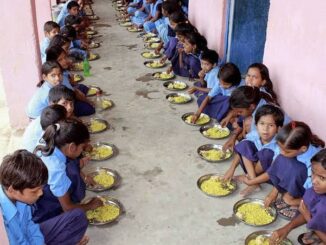 Bihar midday meal horror: Cook adds detergent instead of salt, 40 students hospitalised