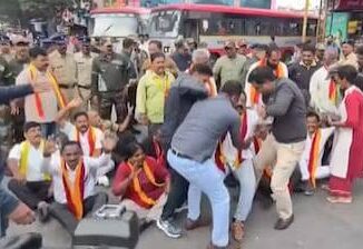 Karnataka Bandh: Security tightened across state over Cauvery water dispute; Schools and banks open