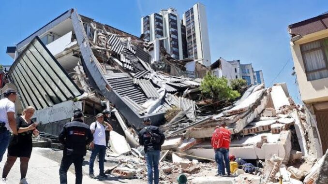 7.4 magnitude earthquake hits Colombia: death toll rises to 132, over 570 injured