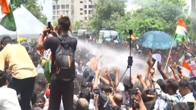 JPSC-JSSC Protest: Police lathi-charge, use water cannons on Jharkhand student protesters