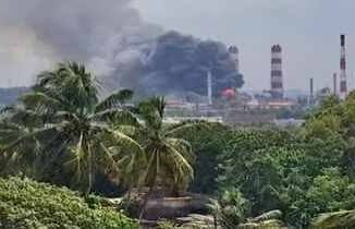 Blast at MRPL refinery sends loud boom across Mangaluru, thick smoke billows; casualties suspected