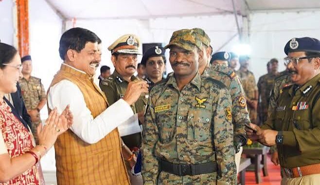 पुलिस स्मृति दिवस पर CM मोहन यादव ने दी वीर जवानों को श्रद्धांजलि, बोले- PM मोदी और गृह मंत्री शाह के नेतृत्व में हुआ नक्सलवाद का खात्मा