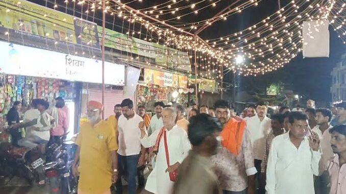 सिंहस्थ-2028 की तैयारी के बीच ओंकारेश्वर बंद, दुकानें-नावें और ऑटो थमे, जानिए क्यों हो रहा विरोध?