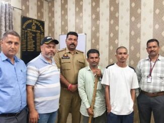 जम्मू के समाजसेवी ने दिखाई इंसानियत, खरगोन पुलिस ने युवक को परिवार से मिलाया