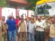 यूपी: लखनऊ में रोडवेज चालकों-परिचालकों का प्रदर्शन, अवध बस स्टेशन कमता पर बसों का संचालन ठप; यात्री परेशान